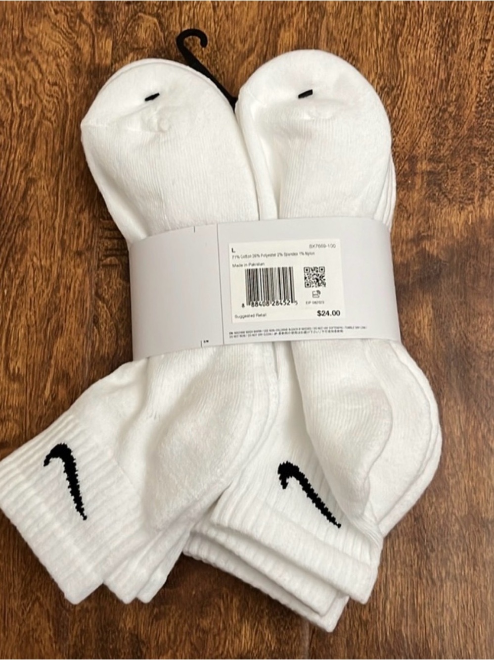 Nike White Ankle Athletic Socks with Black Swoosh - 6 Pack - Picture 5 of 5